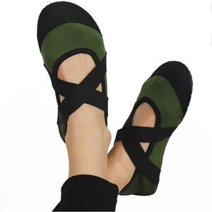 Fitkicks Green and Black